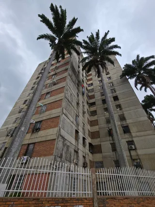 Apartamento en res. Lara