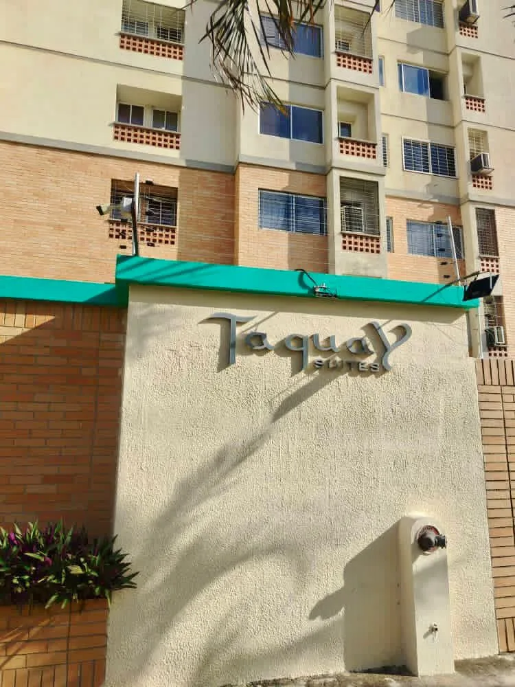 Apartamento en Venta en Res. Taguay Suite, Urb. Palma Real, Municipio Naguanagua — 2 hab 69m² — Precio a consultar