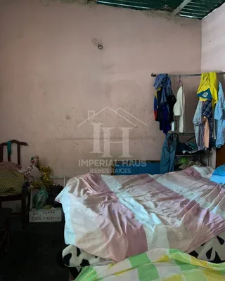 Casa en Los Guayos Sector Simón Bolívar