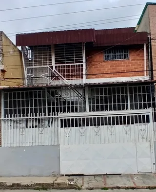 Casa en Av. Bolívar