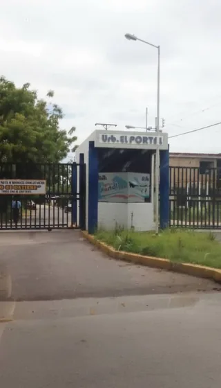 Casa en Urb el Portal