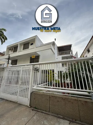 Apartamento en Urb Prebo