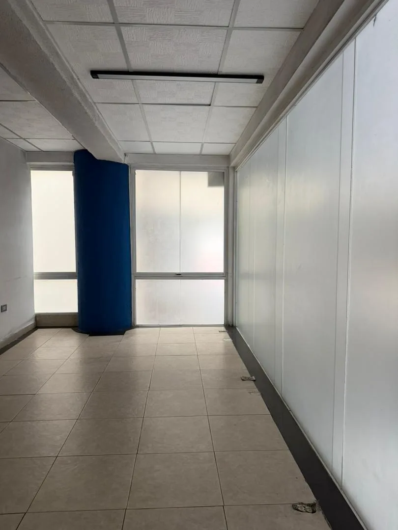 Local en Alquiler en cc Talislandia, Viñedo 69m² — USD 300