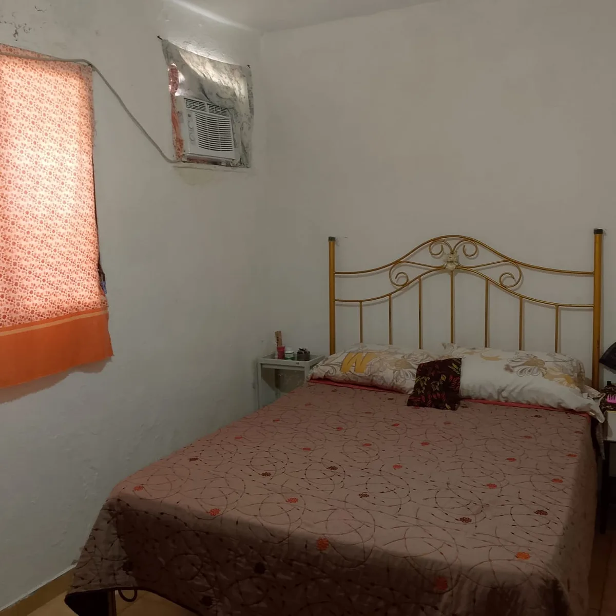 Casa en Alquiler en Las Delicias zona norte — 2 hab — USD 230