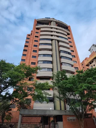 Apartamento en Trigaleña Alta, Res. Aranjuez