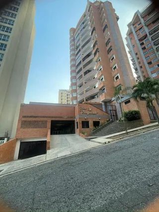 Apartamento en Res. Pegaso