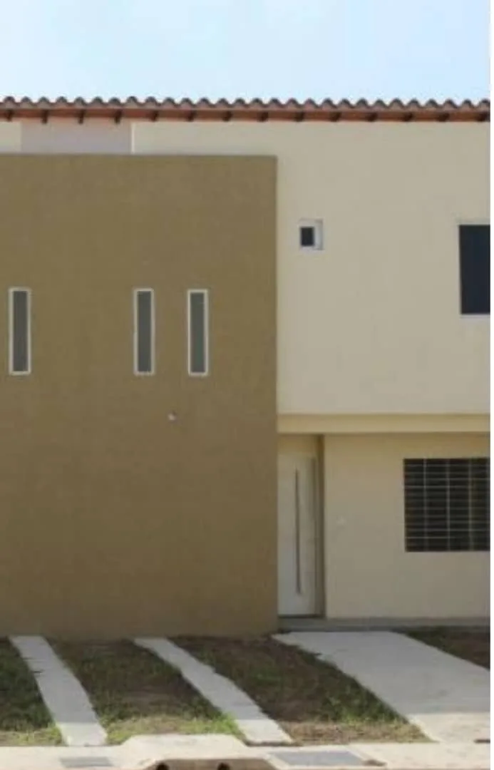 Townhouse en Venta en VILLAS DE SAN RAFAEL SAN DIEGO — 3 hab 190m² — USD 105,000