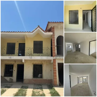 Townhouse en Alboral II Estapa 9, Flor amarillo