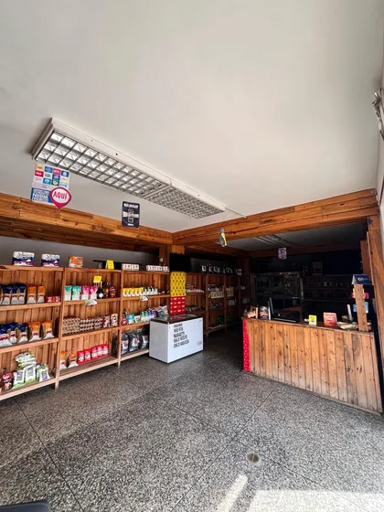 Local en AV. PRINCIPAL DE PARAPARAL — USD 30.000