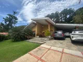 Casa en Urbanización Guaparo