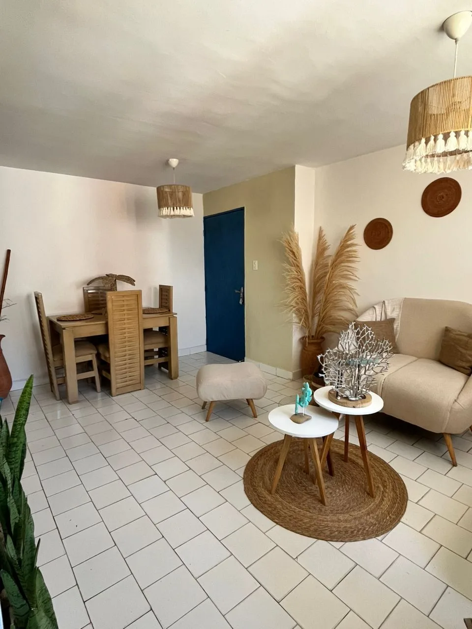 Apartamento en Venta en Res Copoazú Paraparal los Guayos — 3 hab 65m² — USD 30,500