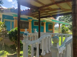 Terreno en El Naipe - Municipio Libertador