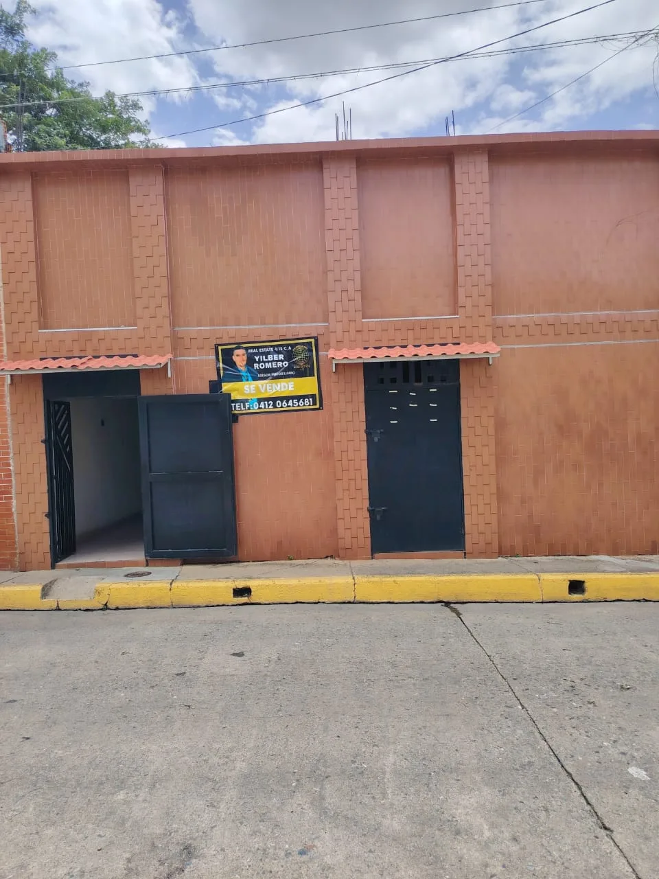 Casa en Venta en Valencia — 3 hab — USD 50,000