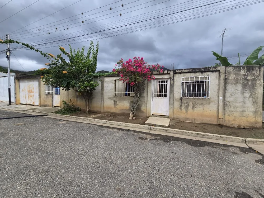 Casa en Venta en La Cumaca, sector Valle del Norte — 3 hab 92m² — USD 40,000