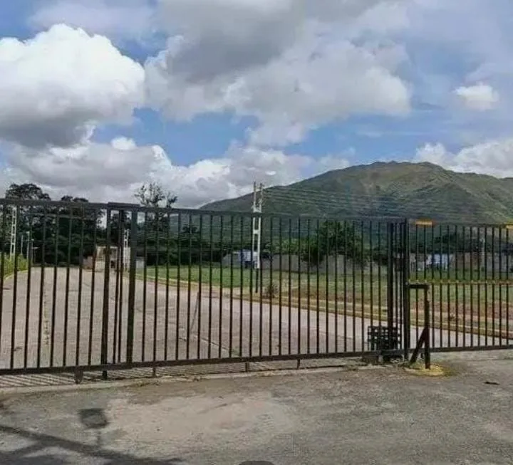 Terreno en Venta en Conjunto Residencial Jardín de Manantiales, San Diego 200m² — USD 21,000