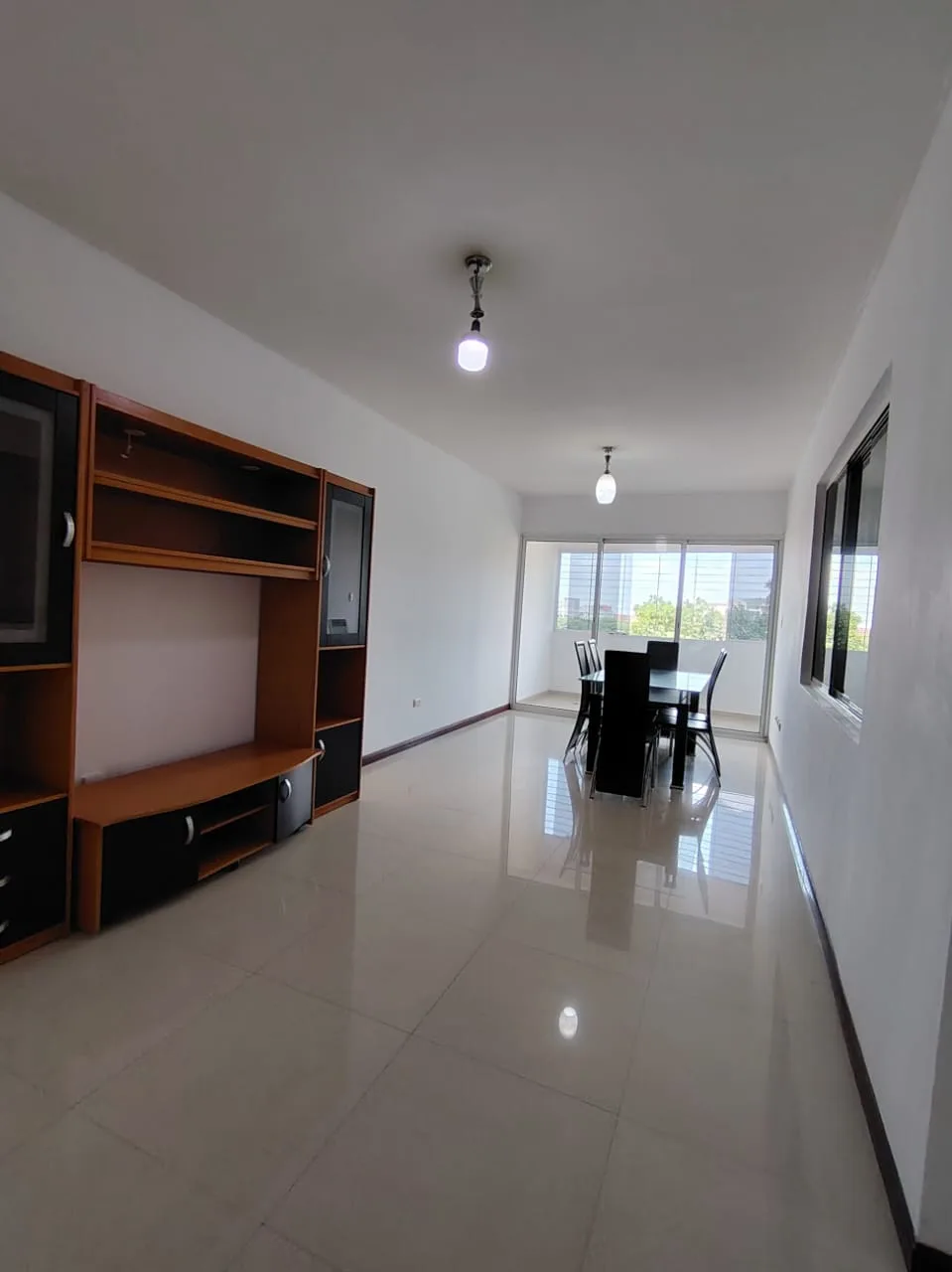 Apartamento en Venta en Conjunto Residencial Chelsea Court - El Parral — 3 hab 110m² — USD 85,000