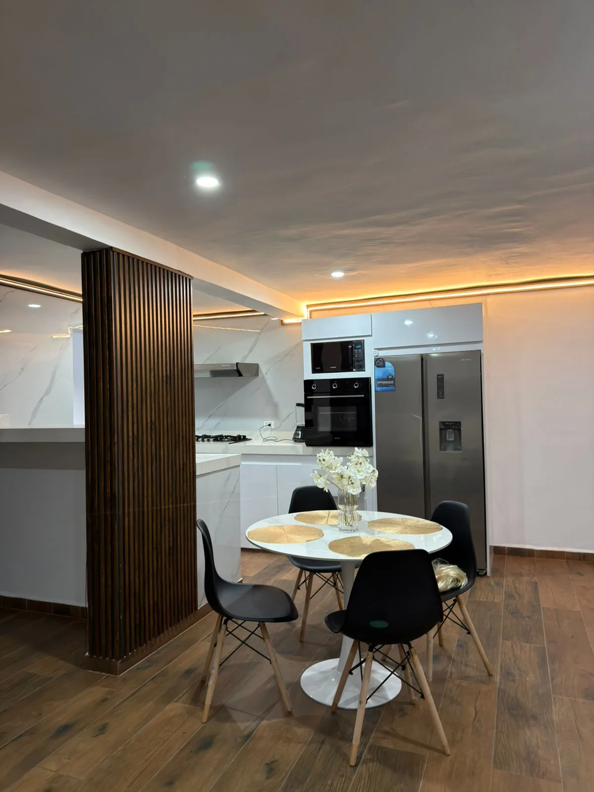 Apartamento en Alquiler en Cumbres de San Diego — 3 hab 138m² — USD 650