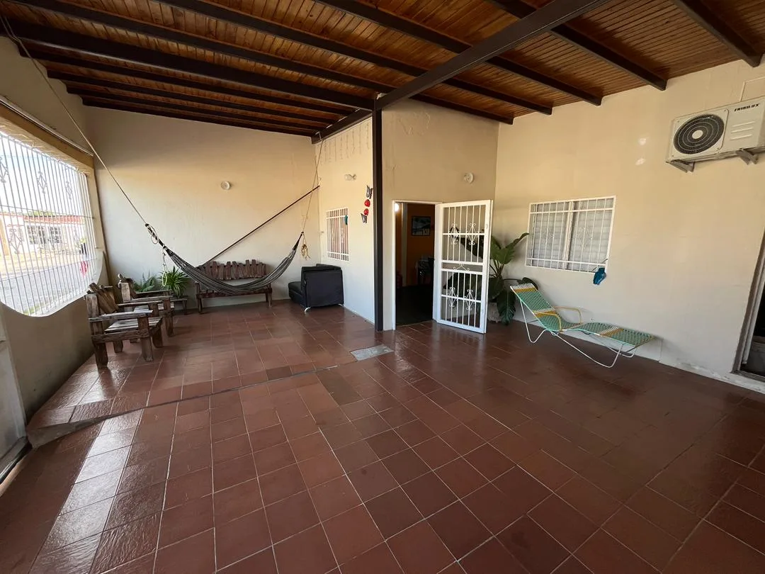 Casa en Venta en El Samán, Sector 04, Guacara — 4 hab 110m² — USD 33,000