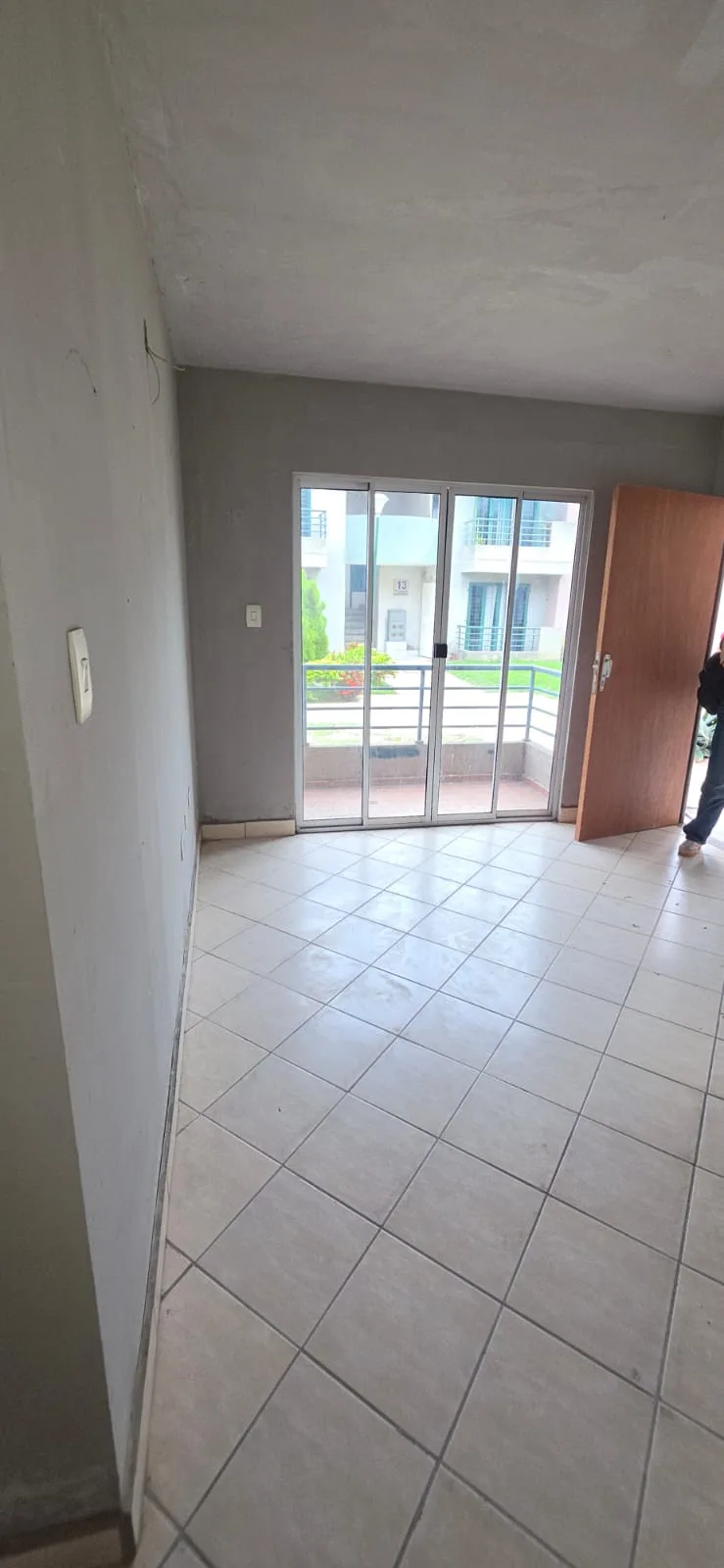 Apartamento en Venta en TEJADOS SAN ISIDRO PARAPARAL — 3 hab 86m² — USD 50,500