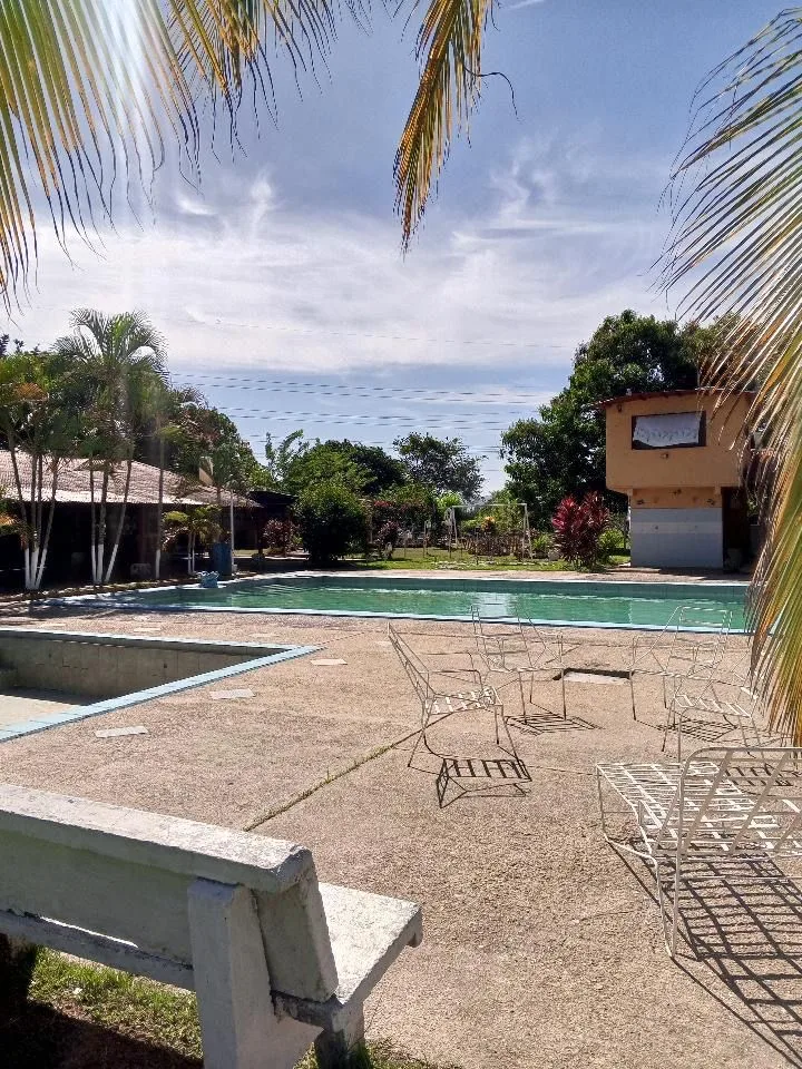 Terreno en Venta en TOCUYITO, SECTOR EL OASIS — 4 hab 10000m² — USD 75,000