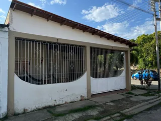 Casa en Samán sector 4, Guacara