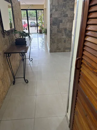 Apartamento en Araguaney, sector Piedra Pintada