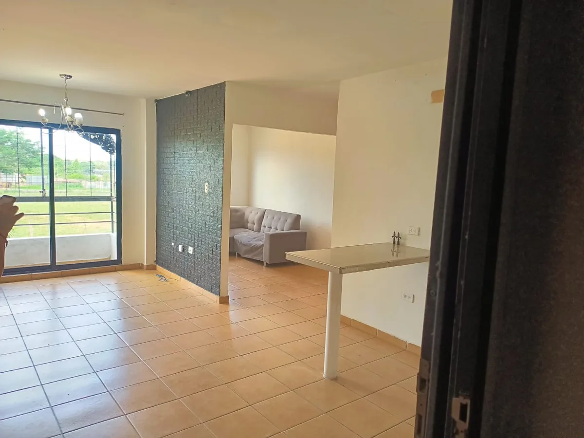 Apartamento en Alquiler en null — 2 hab 68m² — USD 200
