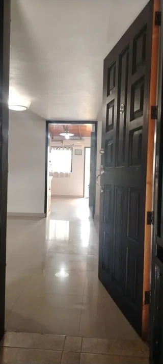 Townhouse en Resd. Villa Cristal Urb. Manantial Naguanagua