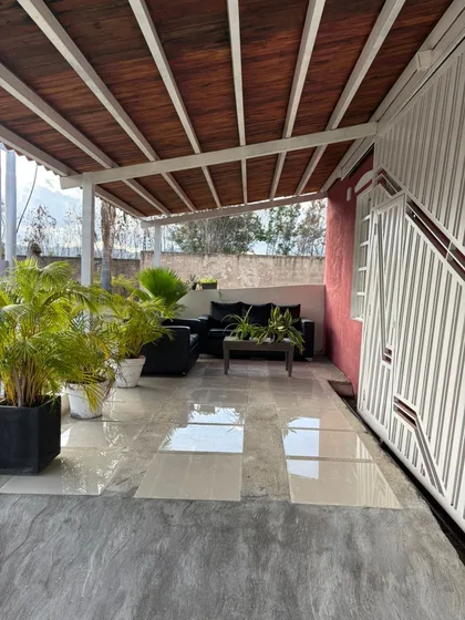 Casa en Prados del Lago, Ciudad Alianza, Guacara — USD 60.000