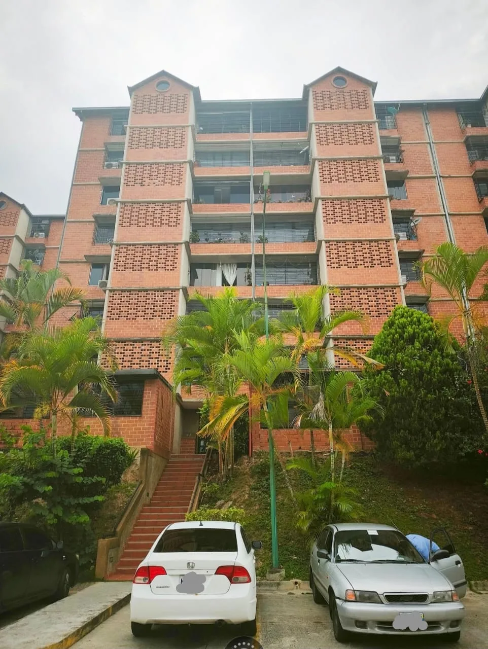 Apartamento en Venta en Terrazas de Guaicoco — 3 hab 83m² — USD 47,800