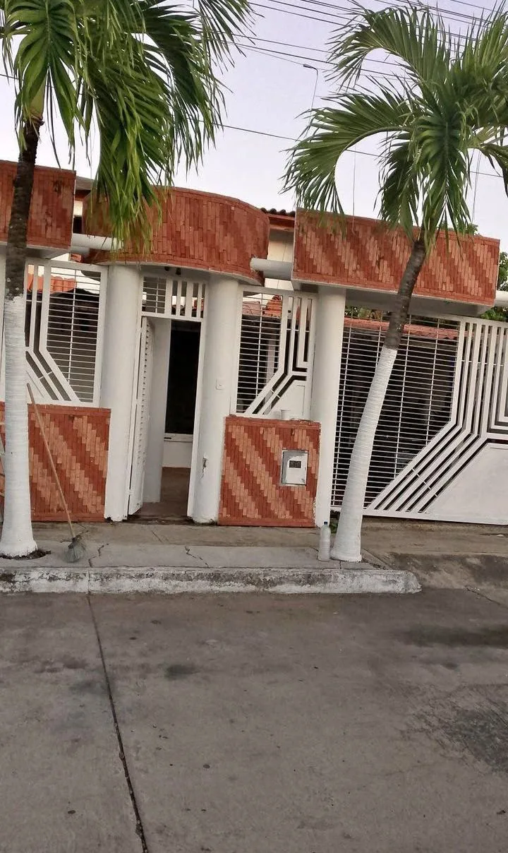 Casa en Venta en urbanización el guayabal — 4 hab — USD 35,000