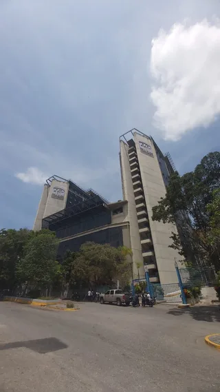 Local en Centro Comercial Macaracuay Plaza