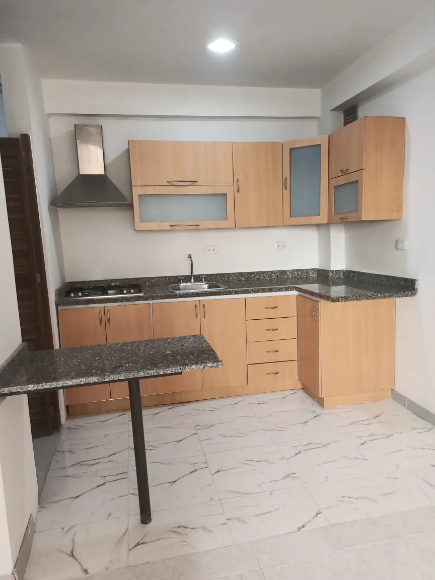 Apartamento en Venta en Res. Almendron Suites, Urb. Campo Alegre — 2 hab 62m² — USD 68,000