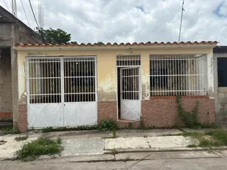 Casa en conjunto residencial tranquilo y bonito