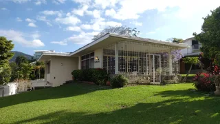 Casa en Lomas del Club Hipico