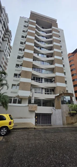 Apartamento en Resid. Macarena, Urb, El Bosque