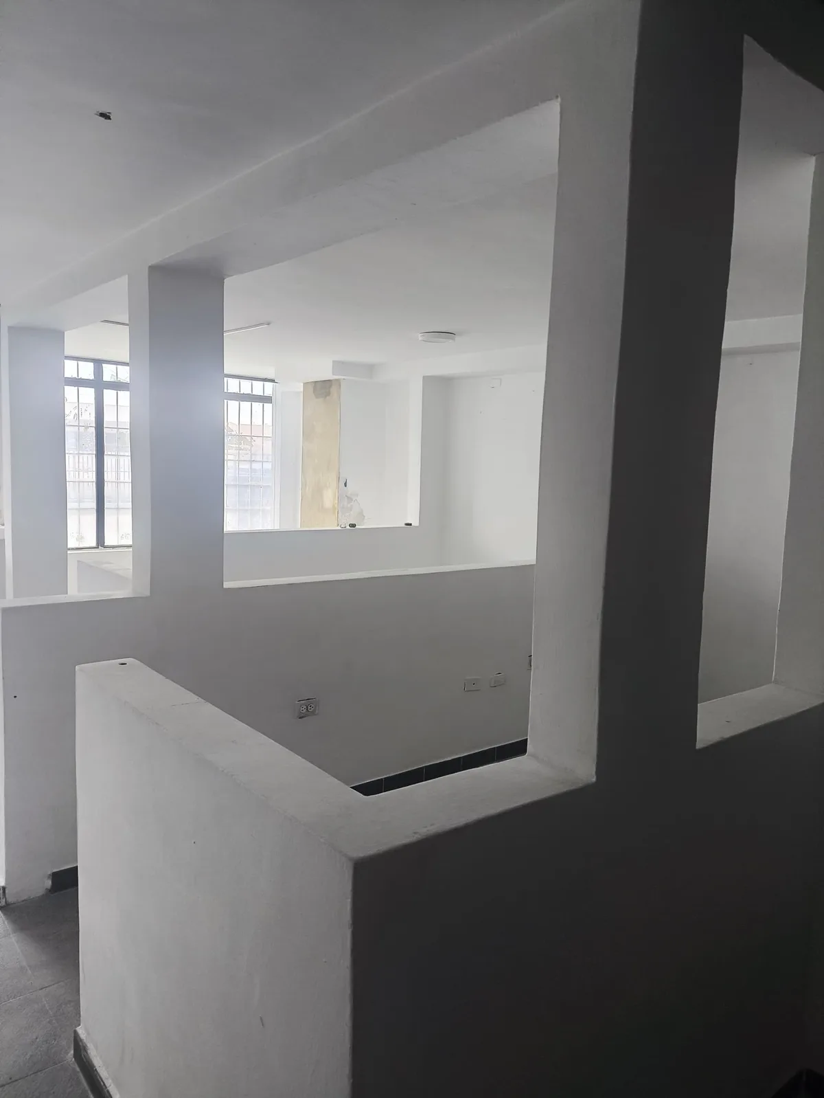 Local en Venta en Valencia, Carabobo — 3 hab 100m² — USD 65,000