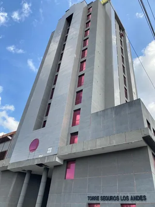 Oficina en Torre Seguros Los Andes
