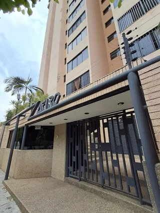Apartamento en Valles de Camoruco
