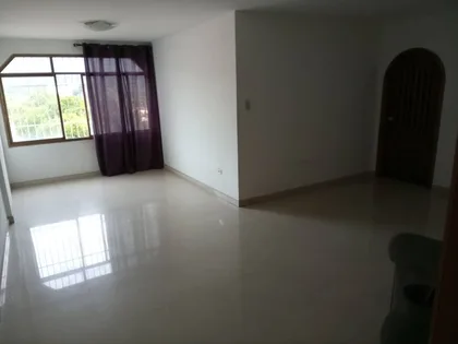 Apartamento en Prebo, detrás del Shopping Center — USD 73,000