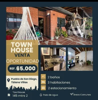 Townhouse en Venta en Valencia San Diego pueblo — 3 hab 145m² — USD 65