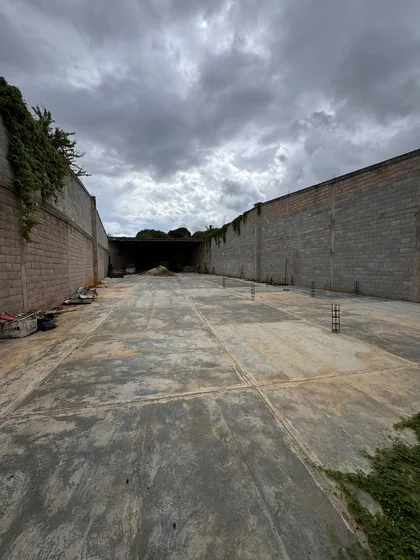 Terreno en Terreno en Valencia Av Aranzazu 109, sector José Regino Peña — USD 200,000