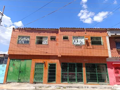 Casa en Los Guajiros Valencia — USD 80.000