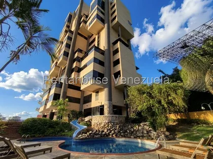 Apartamento en Las Chimeneas — USD 180.000